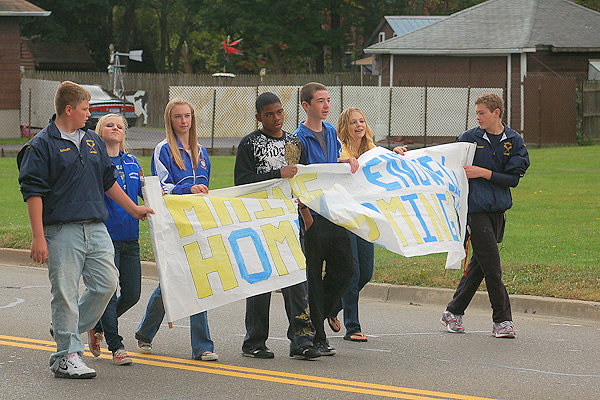 09-26-09  Other - ME Homecoming Parade